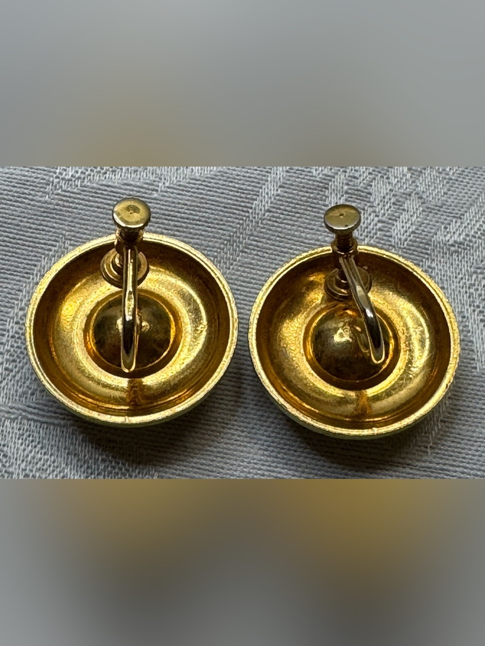Damascene Pearl Button screw back Earrings - Picture 2 of 4